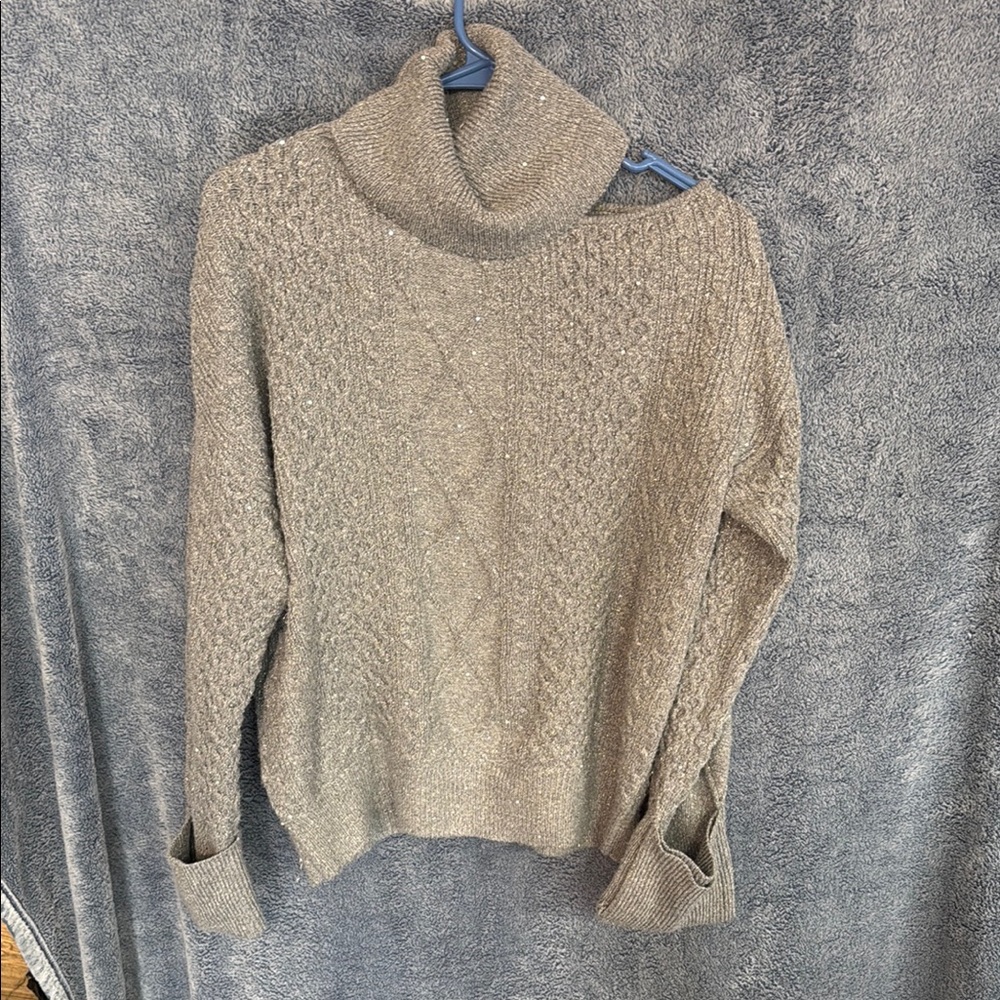 Cream Turtleneck Sweater with Textured Knit
